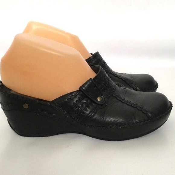 clarks artisan collection